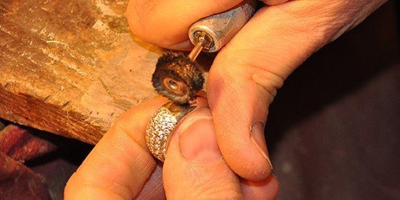Sieraden onderhouden