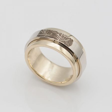 moderne ring met vingerafdruk