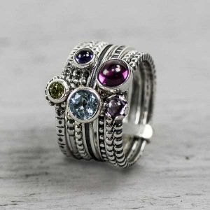 19810-zilveren-ring-met-verschillende-edelstenen