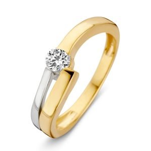 Gouden-ring-in-de-kleuren-wit-en-geel-strak-model-met-zirkonia