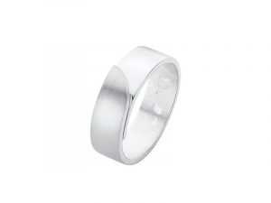 Zilveren-moderne-ring-handgemaakt-AG03110_6_BG-Nol-sieraden