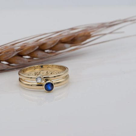 van-trouwringen-nieuwe-ring-met-blauwe-en-witte-steen-laten-maken