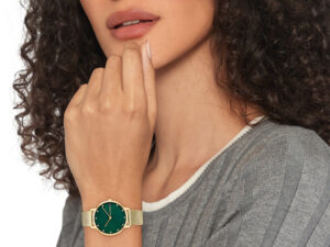 tommy-hilfiger-horloge-goudekleur-groene-wijzerplaat