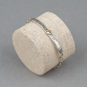 21206-zilveren-armband-gehamerd
